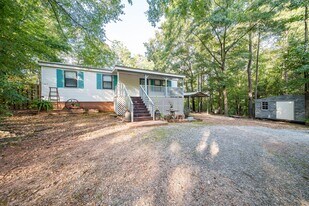 10 1st St in Shiloh, GA - Building Photo