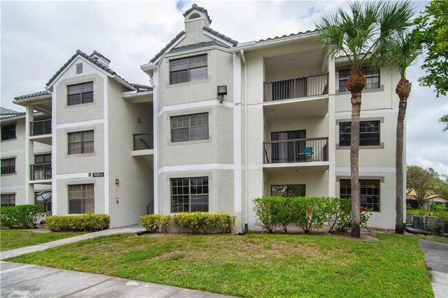 11229 W Atlantic Blvd, Unit #102 in Coral Springs, FL - Building Photo - Building Photo