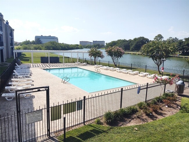 property at 18519 Egret Bay Blvd