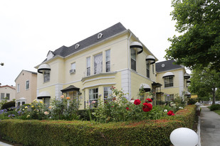 201 S Doheny Dr in Beverly Hills, CA - Building Photo
