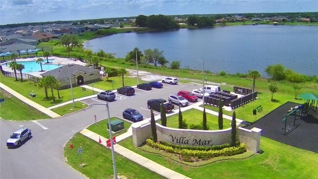 605 Vittorio Dr in Winter Haven, FL - Building Photo - Building Photo