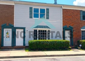 100 Kristin Dr in Greenville, NC - Building Photo