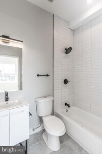 2710 Ridge Ave photo'