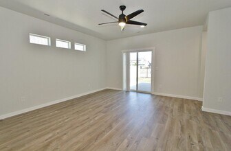 6752 W Plateau Crk Dr in Meridian, ID - Building Photo - Building Photo