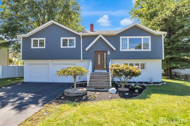 property at 6 Marc Ct
