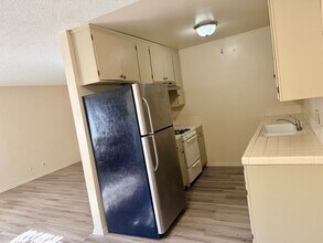 1516 Rock Glen Ave, Unit 1516 Rock Glen Ave in Glendale, CA - Foto de edificio - Building Photo