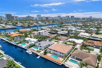 3061 NE 43rd St in Fort Lauderdale, FL - Building Photo - Building Photo