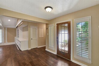 75 Wood Hollow Dr in Conroe, TX - Building Photo - Building Photo