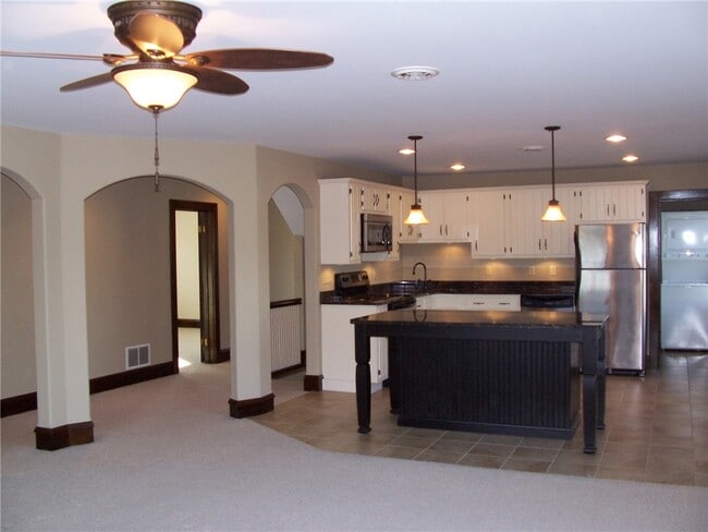 161 Oakwood Ave in Elmira Heights, NY - Building Photo - Building Photo