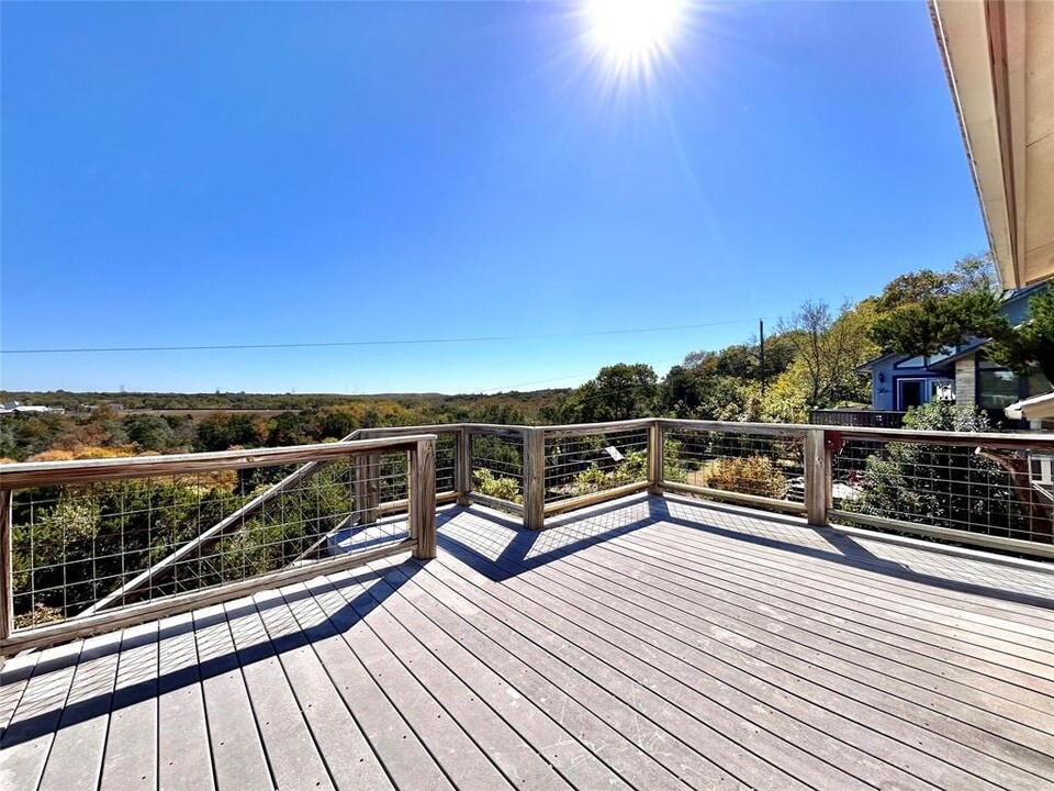 11205 Terrace Bluff Dr in Austin, TX - Building Photo