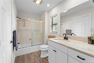 4704 SW Bermuda Way in Palm City, FL - Building Photo - Building Photo