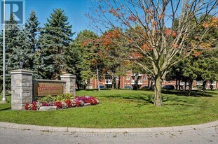 189 Lake Driveway W in Ajax, ON - Building Photo