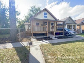 2169 Bruce Ave in Windsor, ON - Building Photo