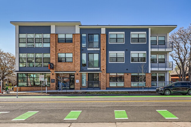 29X in Denver, CO - Foto de edificio - Building Photo