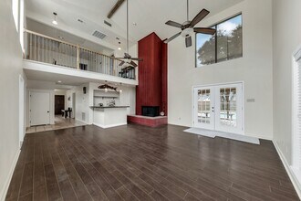 1205 King Arthur Cir in College Station, TX - Building Photo - Building Photo