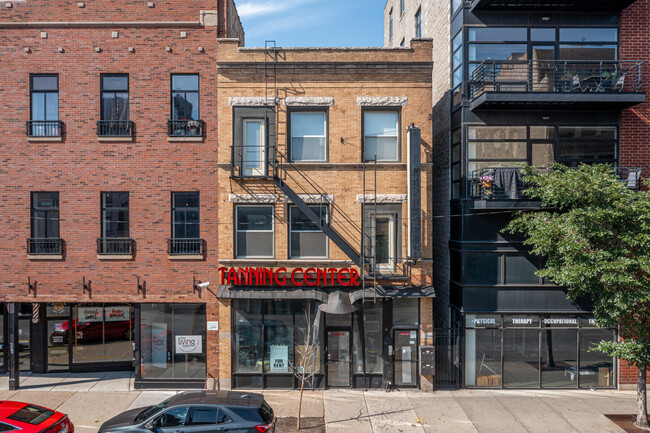 1634 N Milwaukee Ave in Chicago, IL - Building Photo - Building Photo