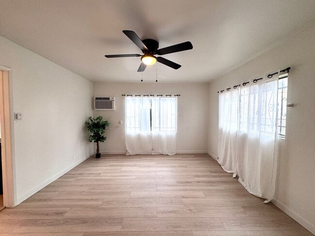 property at 1540 W 60th St