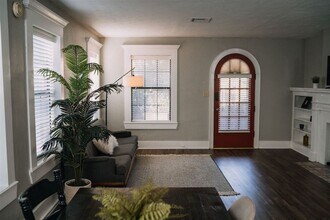 1406 NW 19th St in Oklahoma City, OK - Building Photo - Building Photo