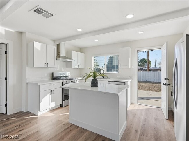 property at 604 Stanford St