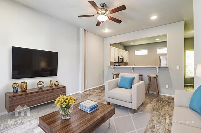 1766 N Reno Dr in Fayetteville, AR - Building Photo - Building Photo