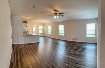 1920 Rosson St in Nolanville, TX - Building Photo - Building Photo
