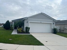 4668 Glencrest Loop in St. Cloud, FL - Building Photo