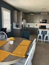 7869 Boot Straps Ct in Riverside, CA - Building Photo - Building Photo