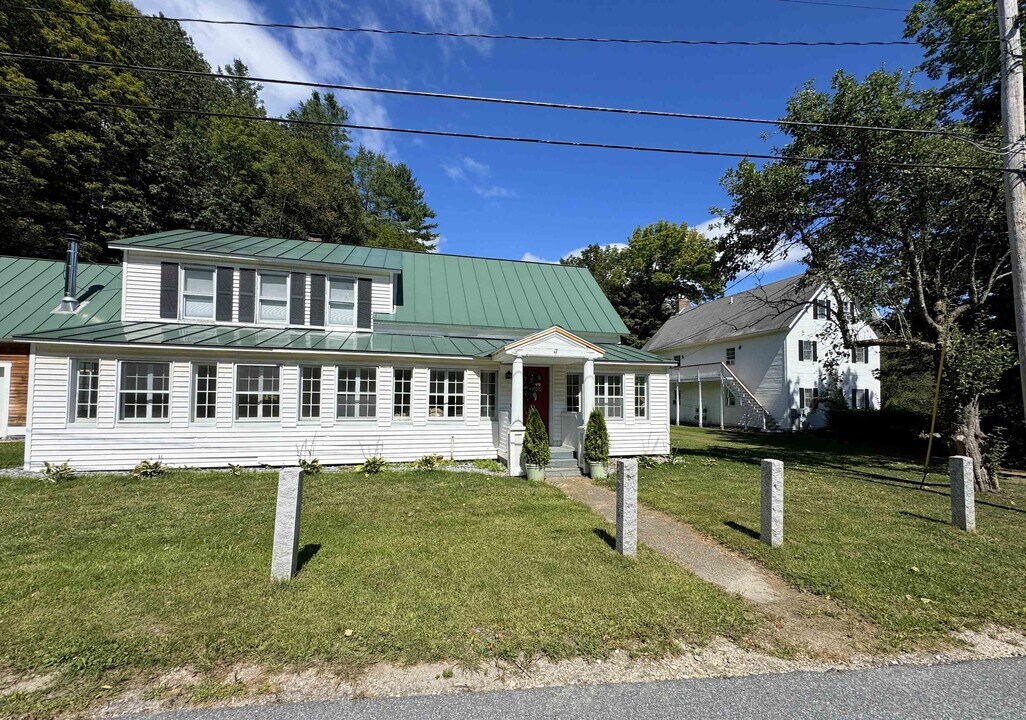 62 Dublin Rd in Plymouth, VT - Building Photo