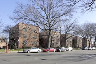 Woodhaven Apartments in Rego Park, NY - Building Photo