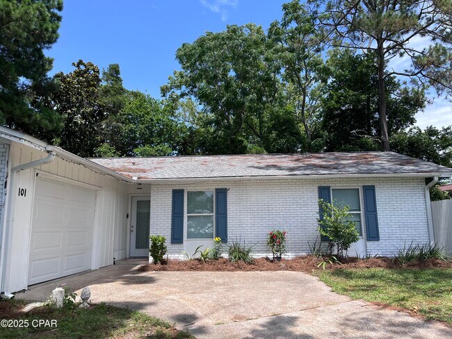 101 Villa Ct in Panama City Beach, FL - Building Photo - Building Photo