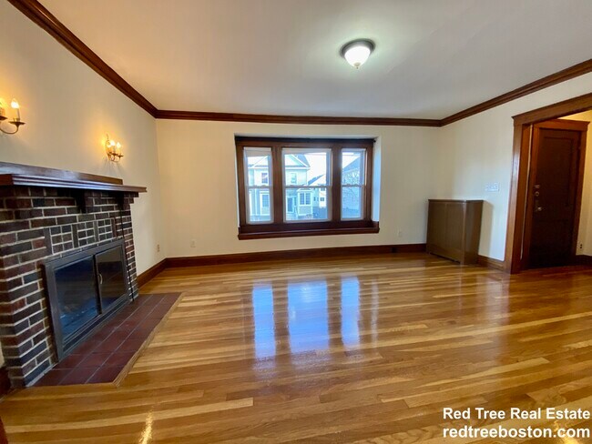 11 Jonathan St in Belmont, MA - Building Photo - Building Photo