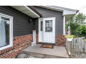 1142 Cheery Ln NE in Minneapolis, MN - Building Photo - Building Photo