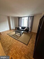 950-925 25th St NW in Washington, DC - Building Photo