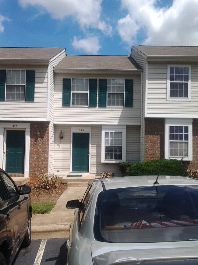 property at 525 Lex Dr