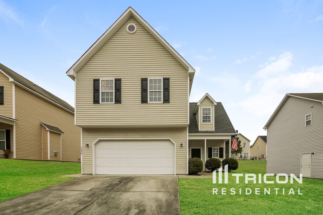 7036 Paint Rock Ln in Raleigh, NC - Foto de edificio