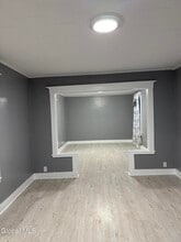 4 Yale St in Schenectady, NY - Building Photo - Building Photo