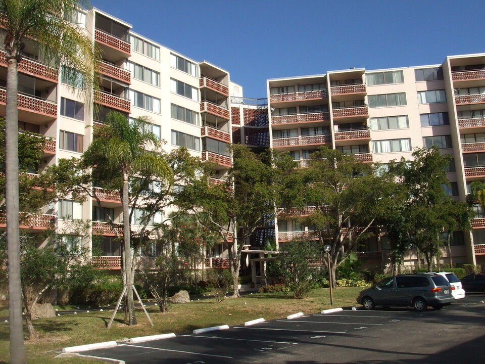 4222 Inverrary Blvd, Unit 4709 in Lauderhill, FL - Building Photo