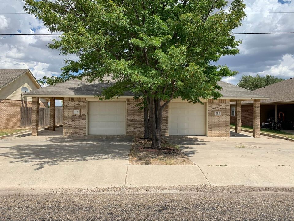 57 Valleyview Rd, Unit A in Canyon, TX - Building Photo