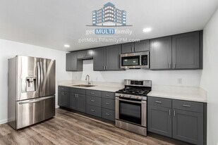 525 N 32nd St in Phoenix, AZ - Building Photo