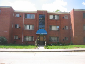 5615 Nannie Helen Burroughs Ave NE in Washington, DC - Building Photo - Building Photo