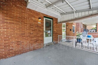 2182 Pauline Ave in Pittsburgh, PA - Building Photo - Building Photo