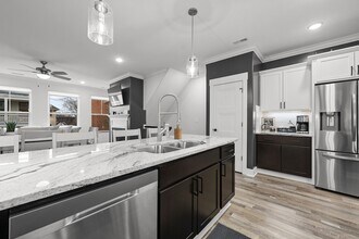 127 E 8th Ave in Columbus, OH - Building Photo - Building Photo