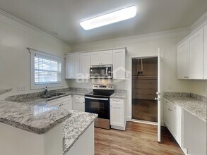 791 Gardenside Cir SE in Marietta, GA - Building Photo - Building Photo