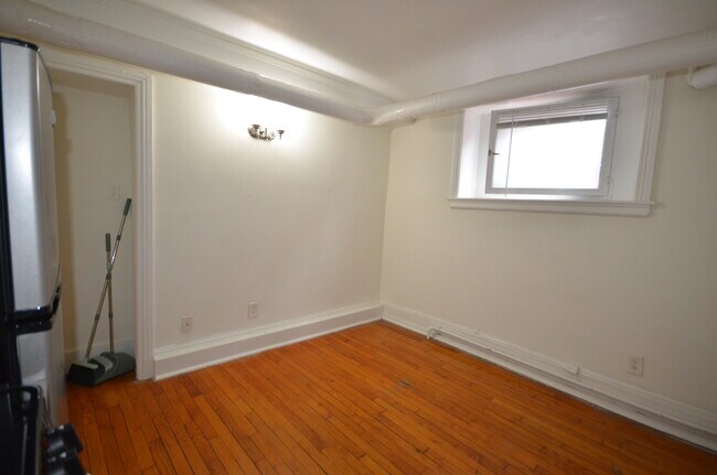 76 Charles St, Unit 1 in Boston, MA - Building Photo - Building Photo
