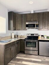 1026 W 168th St, Unit 1024 in Gardena, CA - Building Photo - Building Photo