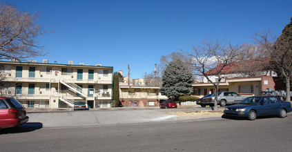 1601 Gold Ave SE in Albuquerque, NM - Building Photo - Building Photo