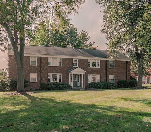 Brooksyde Apartments in West Hartford, CT - Foto de edificio