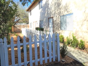 House + Triplex Located close to Downtown in Bakersfield, CA - Building Photo - Other