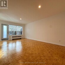 28 Upper Canada Dr in Toronto, ON - Building Photo - Building Photo