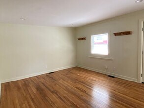 525 Green St in Durham, NC - Building Photo - Building Photo
